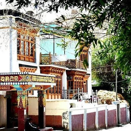 לה Youthok Guest House מראה חיצוני תמונה