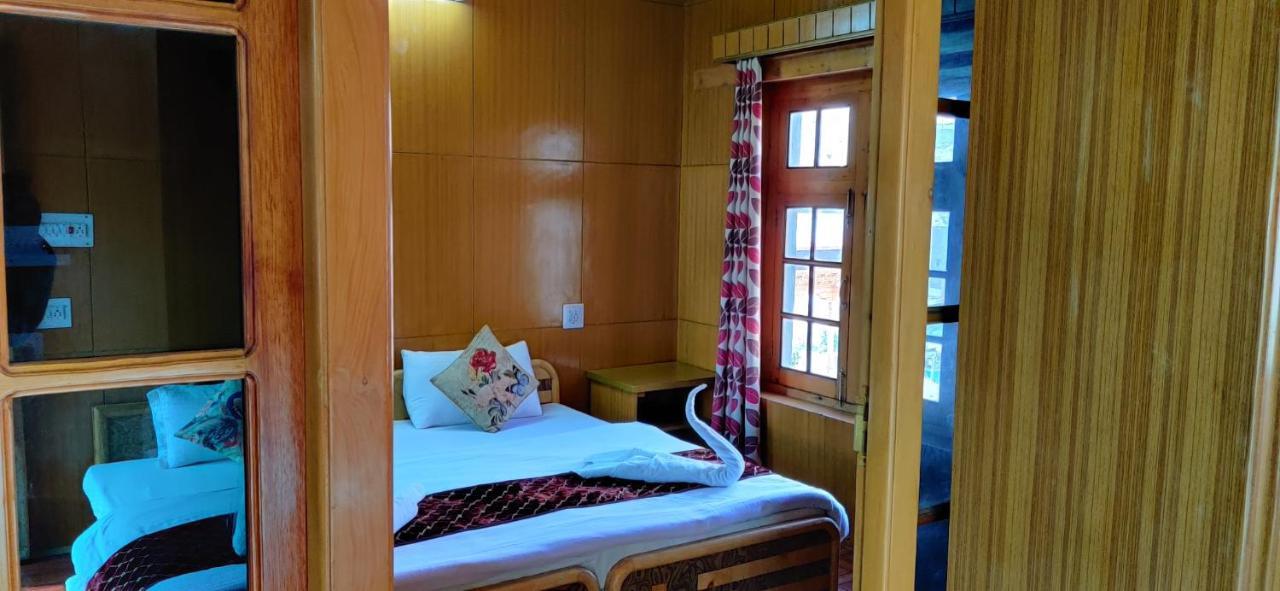 לה Youthok Guest House מראה חיצוני תמונה