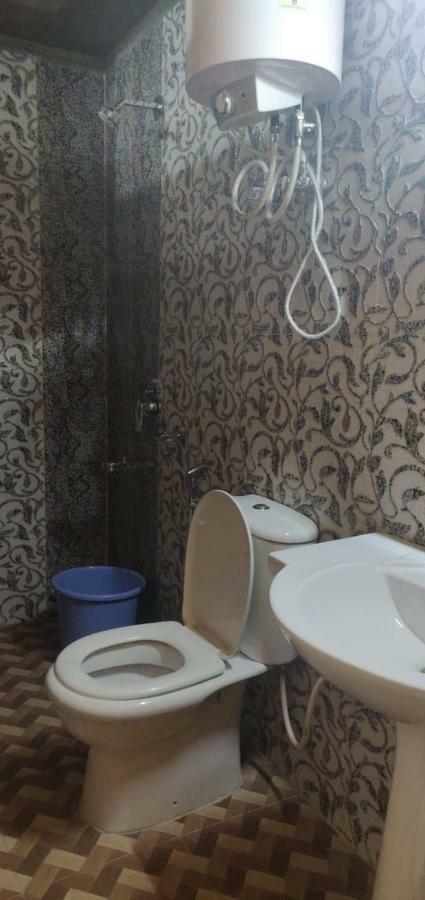 לה Youthok Guest House מראה חיצוני תמונה